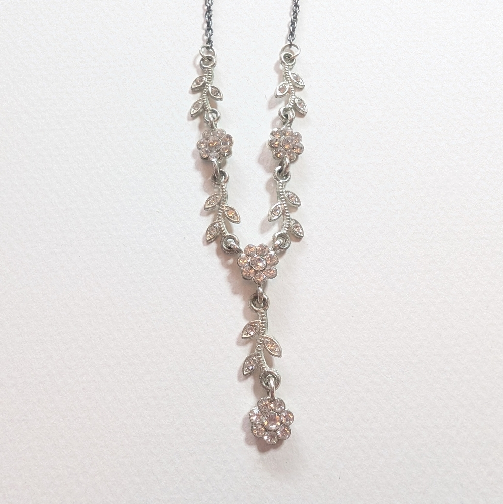 Rhinestone Flower Necklace